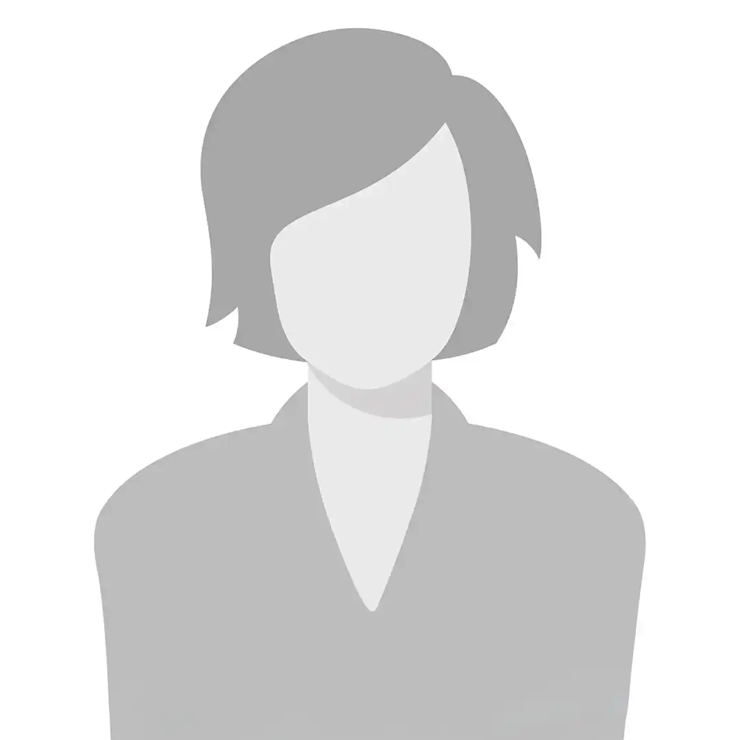 Sarah McCluskie - Associate Dentist